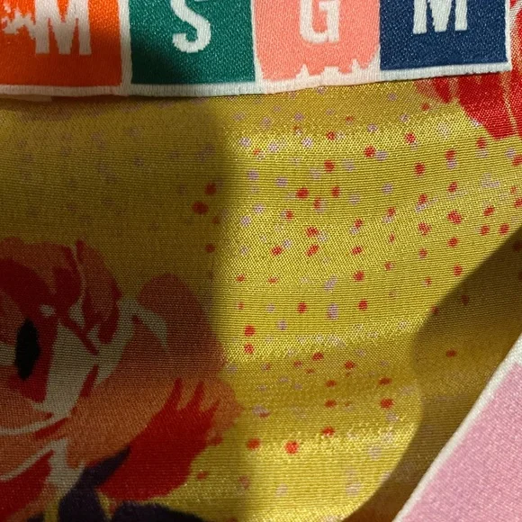 MSGM 100% Silk Yellow Floral Tie-Neck Blouse Size 40 Designer Italian - Picture 5 of 7